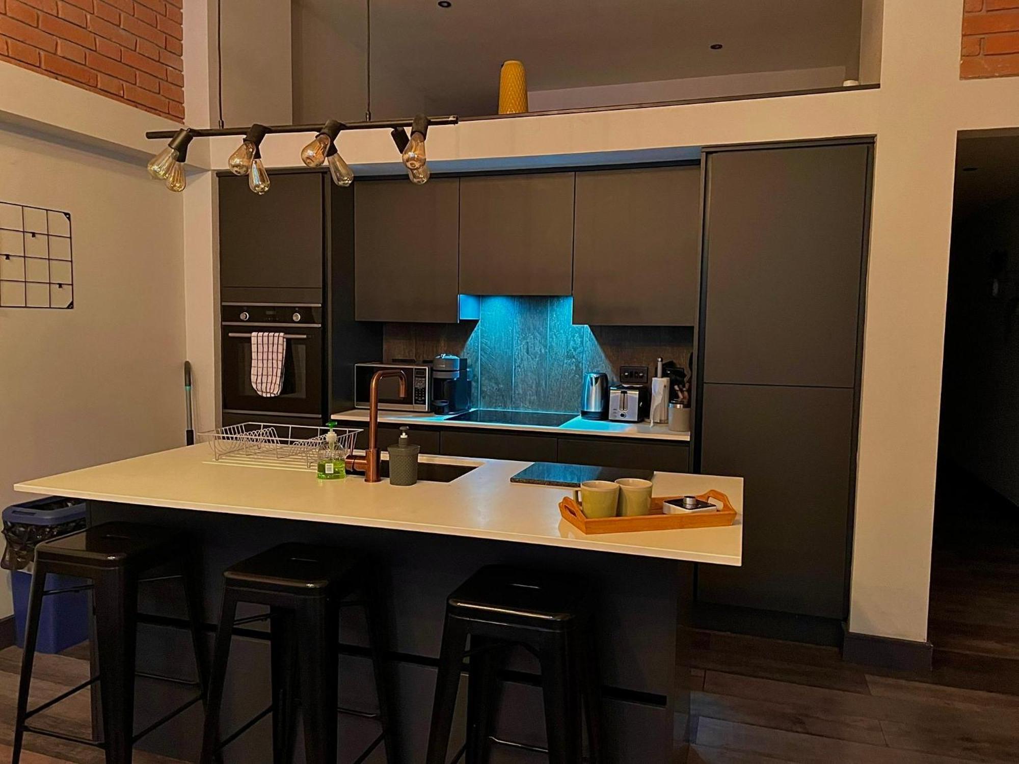 Artistic, Cozy, Stylish, Open Plan, City Centre 1Br Шефилд Экстерьер фото