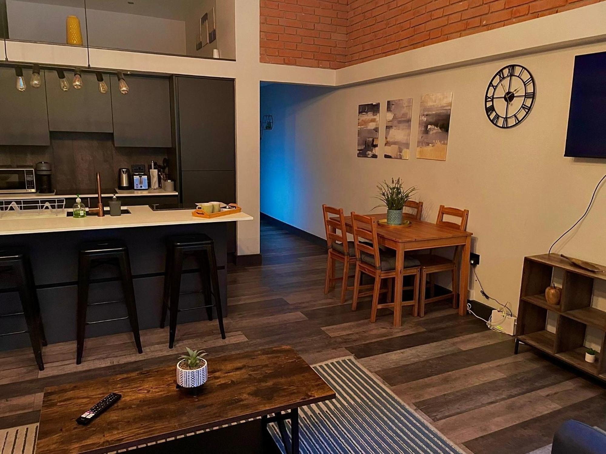 Artistic, Cozy, Stylish, Open Plan, City Centre 1Br Шефилд Экстерьер фото