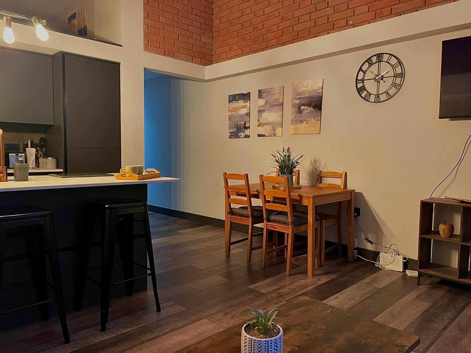 Artistic, Cozy, Stylish, Open Plan, City Centre 1Br Шефилд Экстерьер фото
